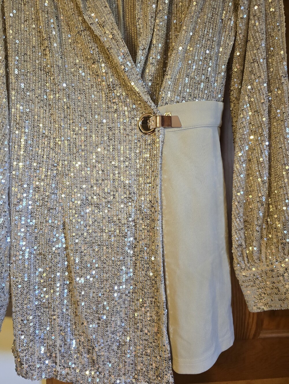 FashionNova Gold Sequin Shorts with Belt Wrap NWT - Picture 13 of 16